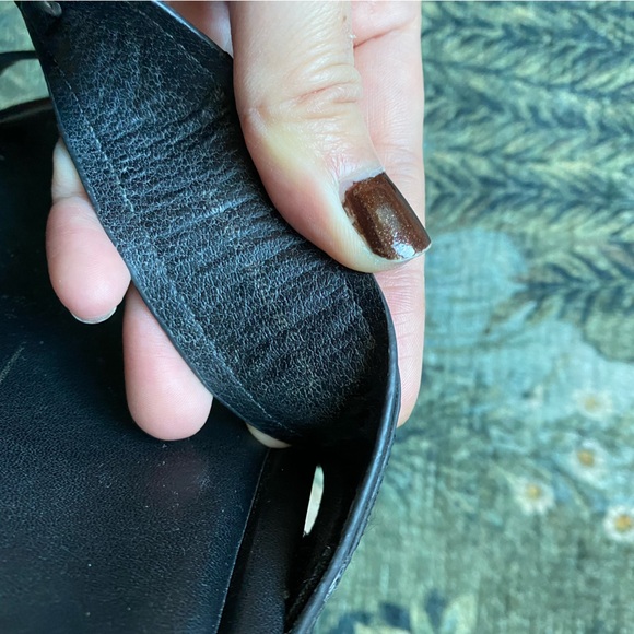 dolce vita black flatform sandals with silver metal accent - Picture 3 of 4